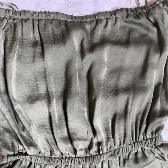 SEXY OFF SHOULDER ROMPER! - Picture 13 of 16